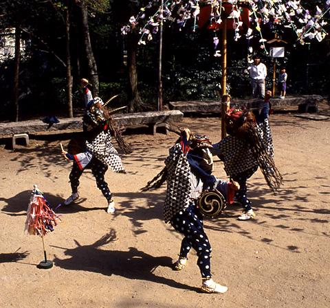 東矢島長良神社の獅子舞