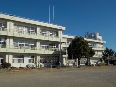世良田小学校南校舎外壁改修