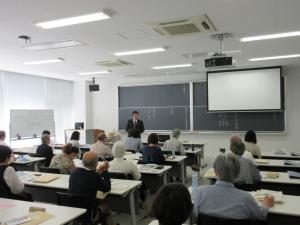 おおた金山中学校の学生が実際に授業を受ける様子
