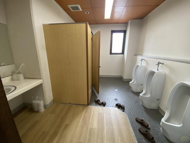 太田市武道館トイレ改修_着工前_1-2