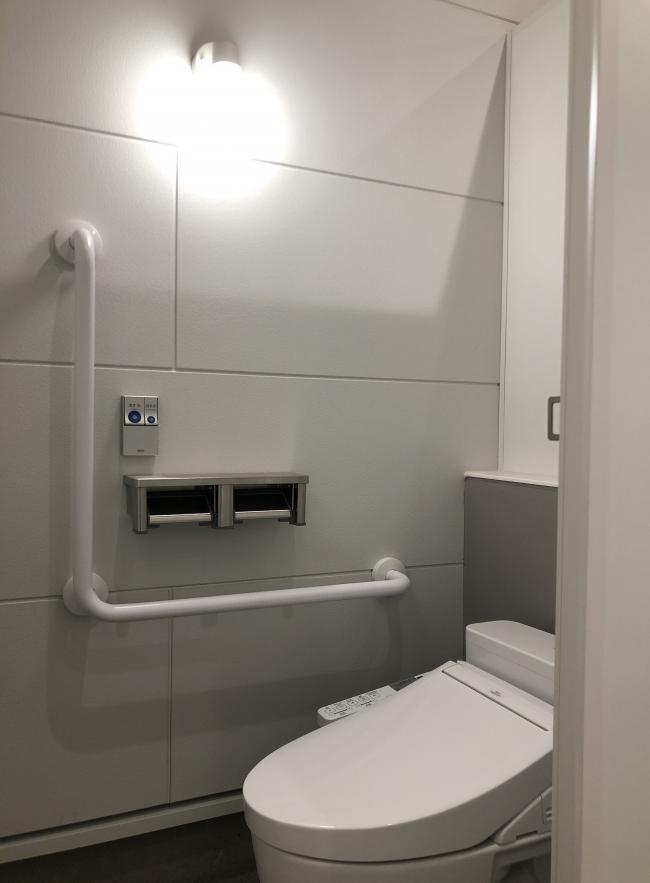 運動公園児童遊園公衆トイレ_内観4