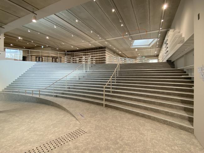 エアリスベース_内観2_新田図書館