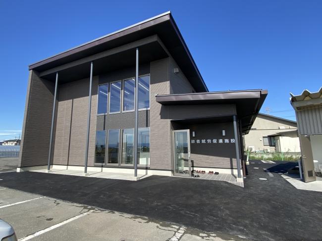 高齢者就労支援施設_外観1