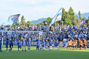 アシックス里山スタジアムゴール裏