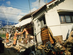 阪神・淡路大震災太田市消防本部撮影の画像2