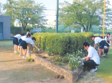 子ども達と清掃