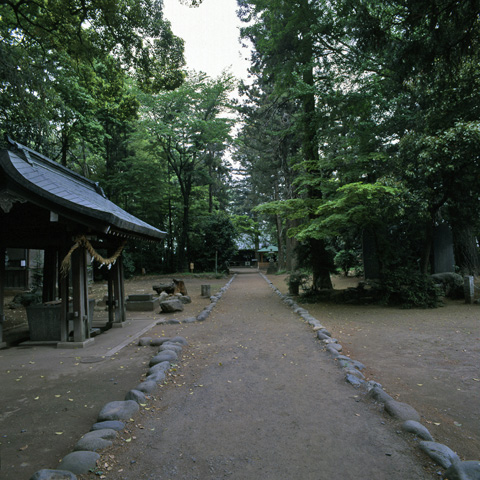 生品神社境内（いくしなじんじゃけいだい）