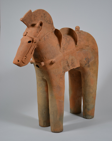 オクマン山古墳出土の埴輪飾り馬