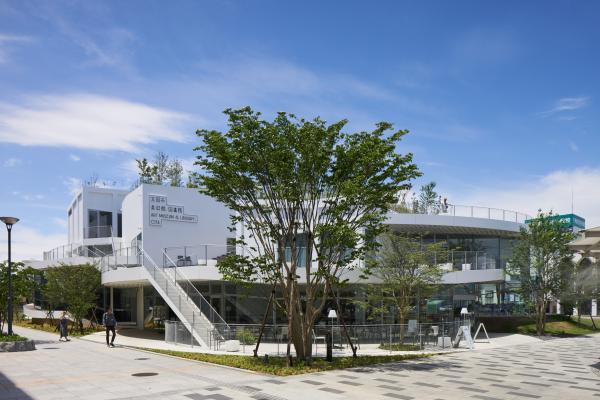 太田市美術館・図書館外観