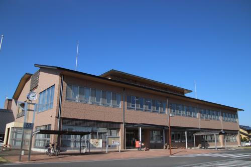 藪塚本町庁舎の外観の写真